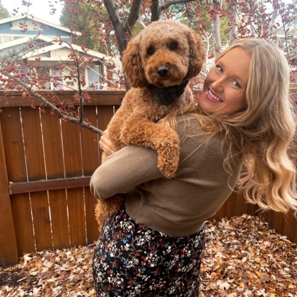 Meet Your Posher, Rachel! - Picture 2 of 5